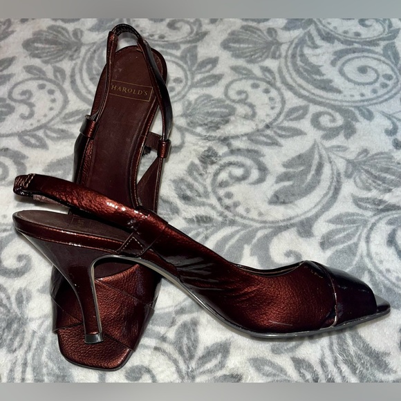Harold’s Size 8M metallic copper brown Paten leather upper sling back heel strap - Picture 4 of 8